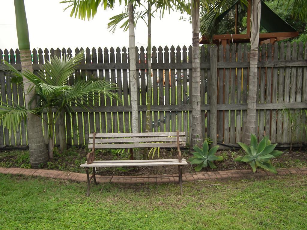Paradise Motel Mackay Exterior foto